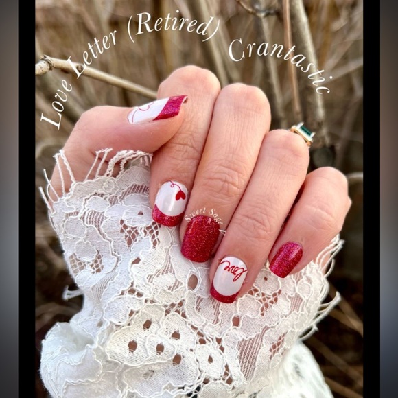 NWT ✨ Retired and RARE✨  Color Street❤️ Love Letters❤️ dry Nail Polish strips - Picture 1 of 10